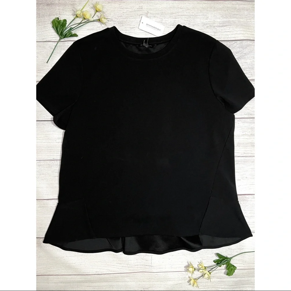 Banana Republic Crew Neck Short Sleeve Panel Detail Top - Picture 11 of 11